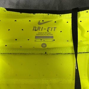 Nike dry fit capris